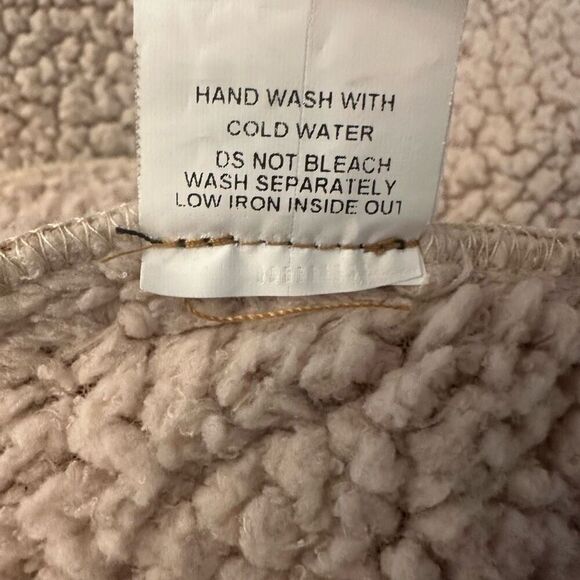 Hot and Delicious Faux Leather Waterfall Front Sherpa Lined Vest Brown Medium - Picture 4 of 4